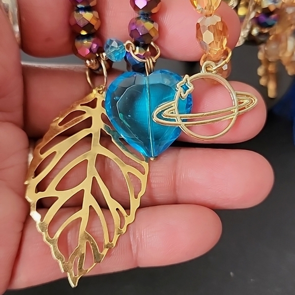 Hand Made Set of 7 AB Gold Crystal Glass Bracelets with Gold Charms Seman… - Picture 4 of 7